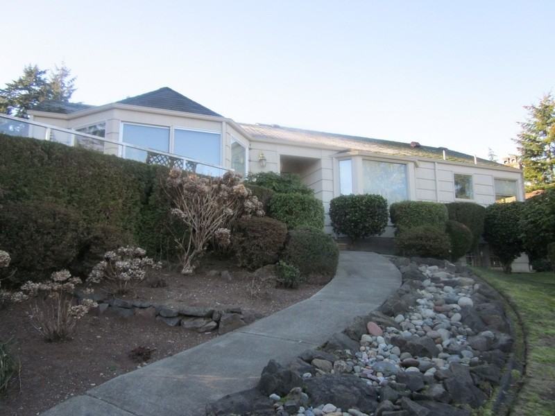 5005 Nicklas Pl Ne - Photo 2 of 22