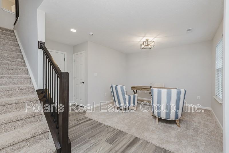 4321 Barrel Ln - Photo 3 of 29