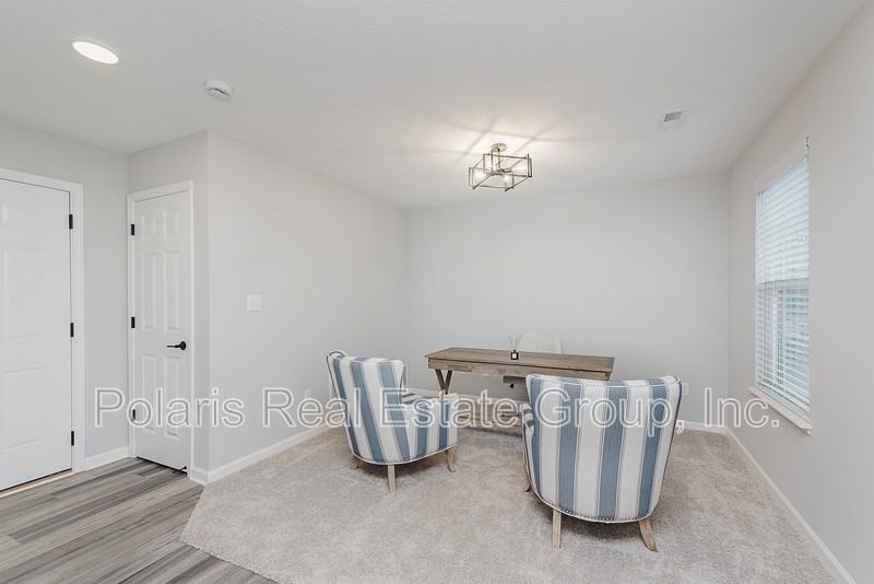 4321 Barrel Ln - Photo 5 of 29