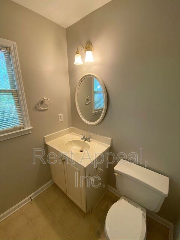 1095 Chandler Park Ct - Photo 6 of 21