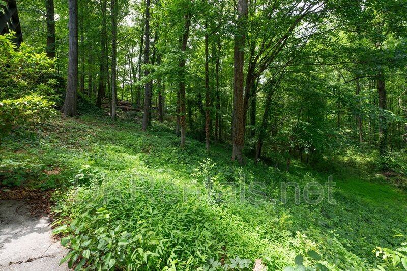 3787 Etna Drive - Photo 6 of 36