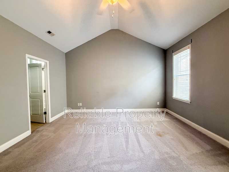 256 Denby Cir - Photo 2 of 13