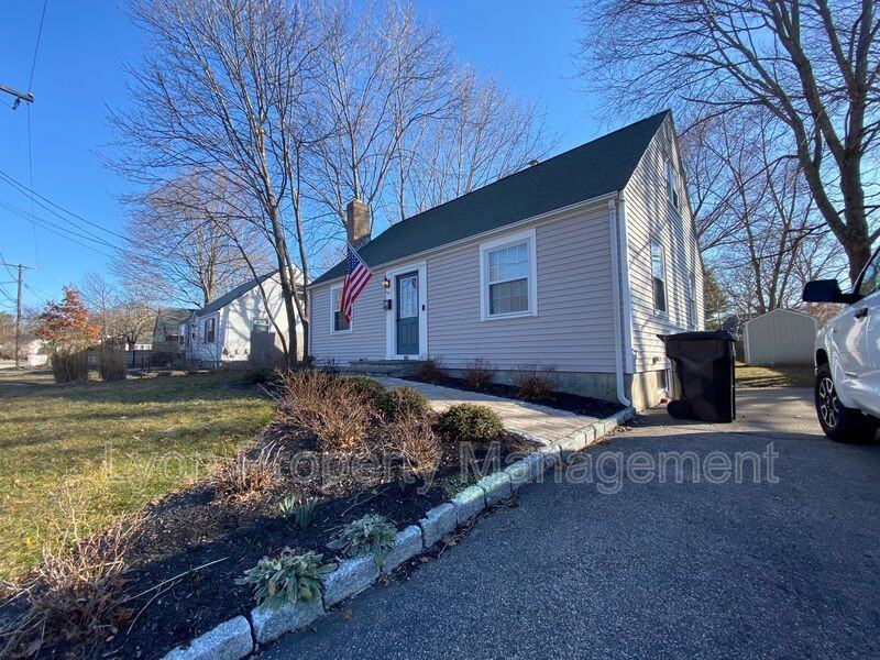 80 Nichols Rd - Photo 2 of 22