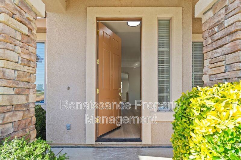 1975 Richfield Way - Photo 3 of 40