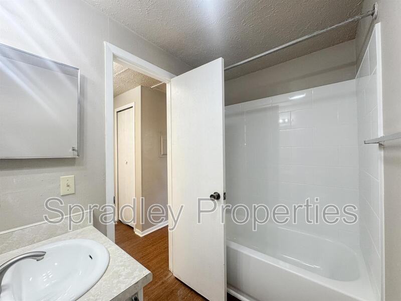 608 John Paul Jones Dr #140 - Photo 5 of 6