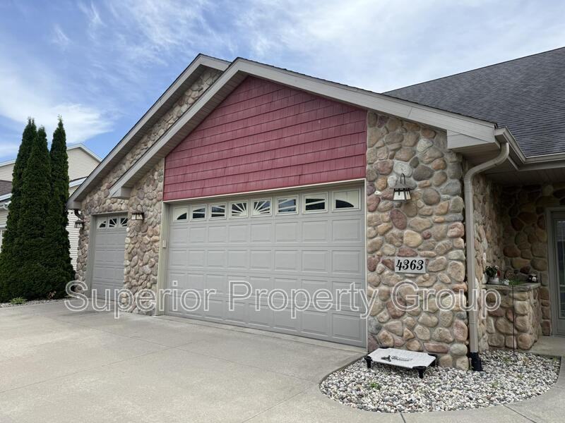 4363 Memorial Cir - Photo 3 of 50