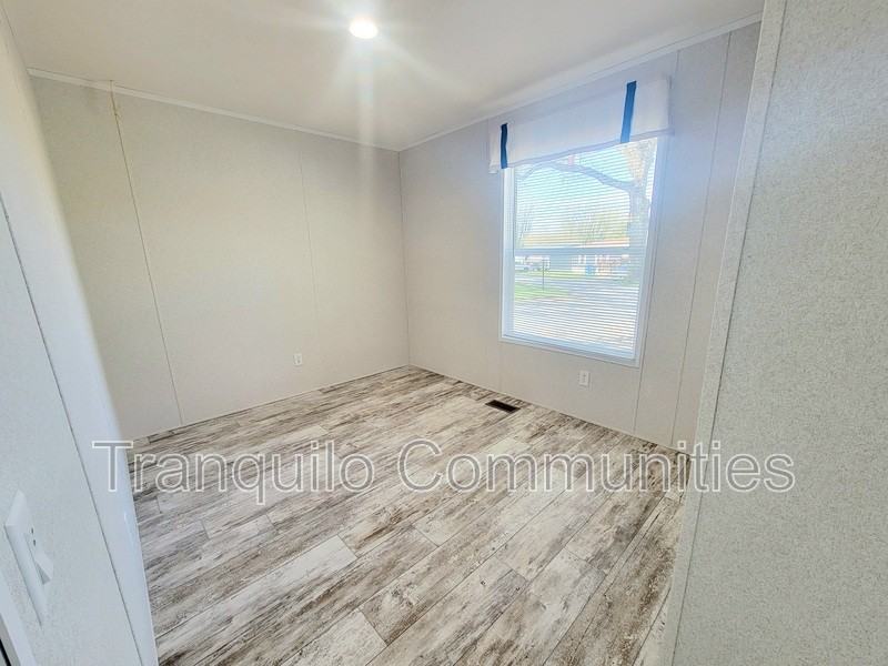 134 Dunewood Dr - Photo 2 of 5