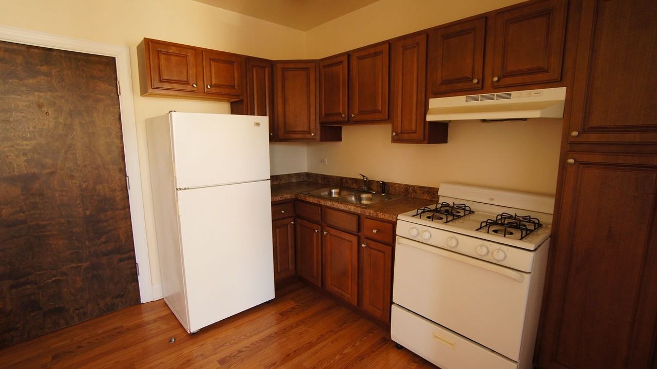 2600 Kimball LLC - Photo 6 of 33