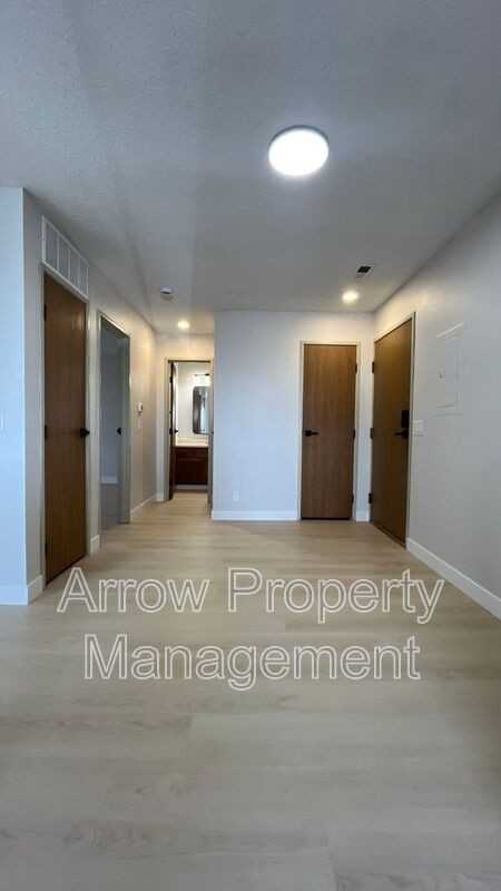 515 W Saunders Ave #17 - Photo 6 of 12
