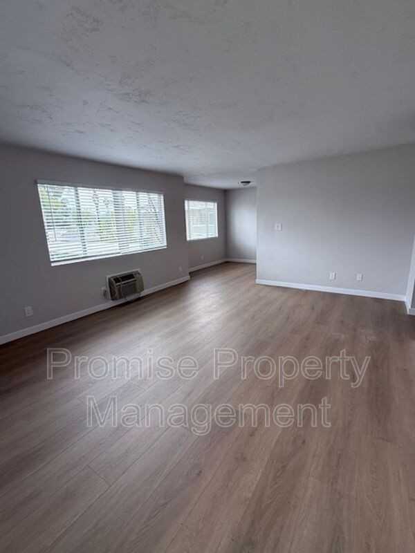 505 E Madison Ave #75 - Photo 3 of 15