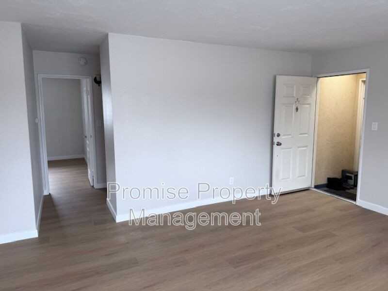 505 E Madison Ave #75 - Photo 4 of 15
