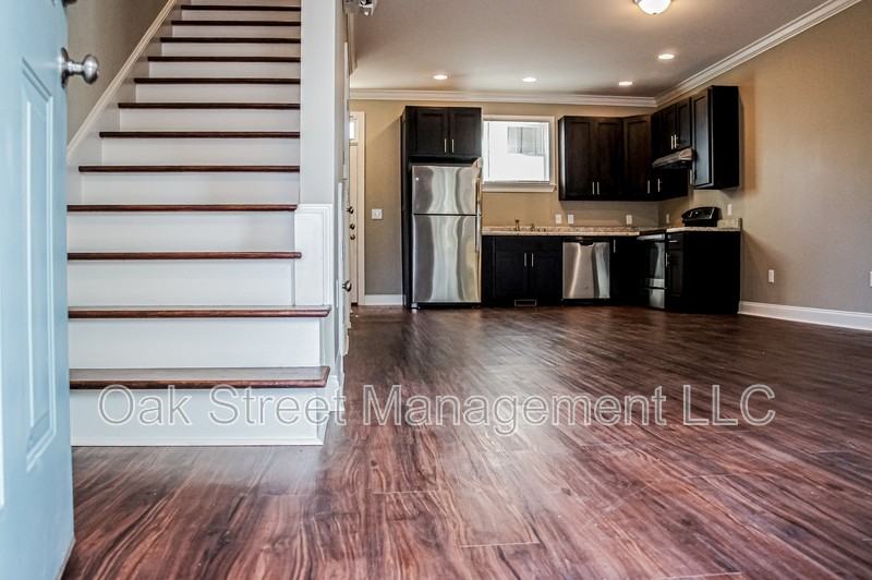 913 E Martin Luther King Blvd #917