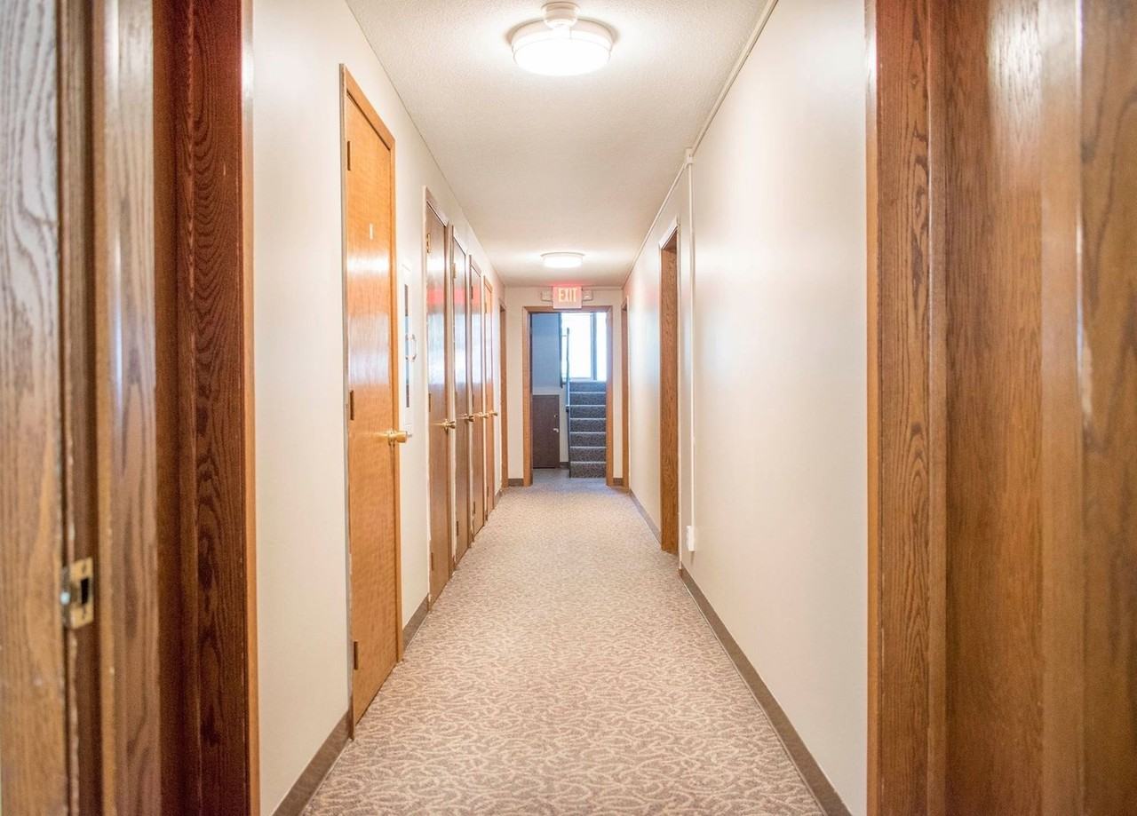 Tonka Manor - Photo 3 of 30