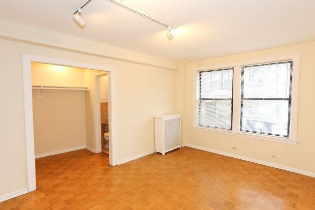 739 W Belmont Ave #115 - Photo 5 of 13