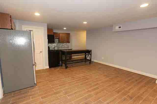 1446 W Fullerton Ave #BS - Photo 6 of 21