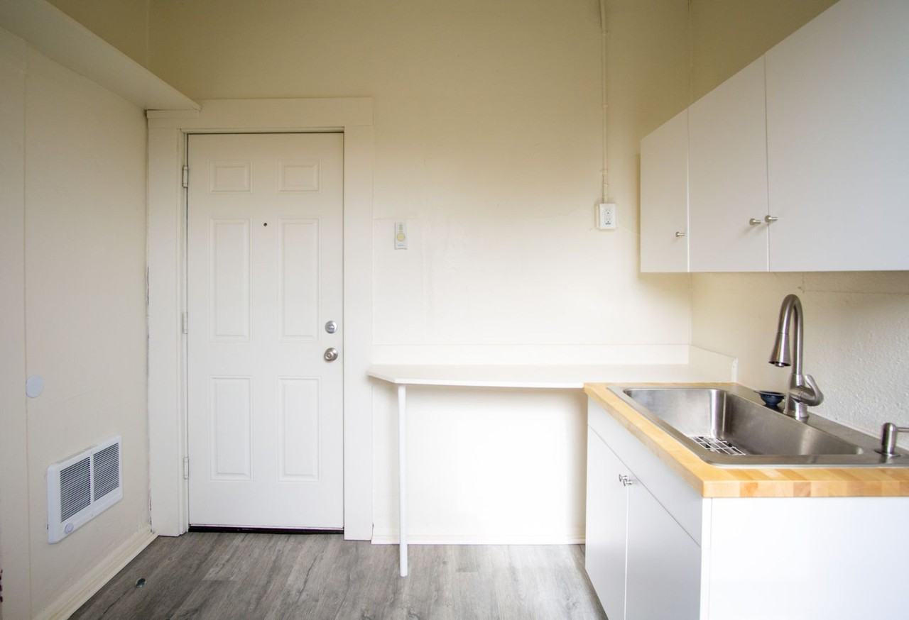 2044 N Kilpatrick St #312 - Photo 3 of 9
