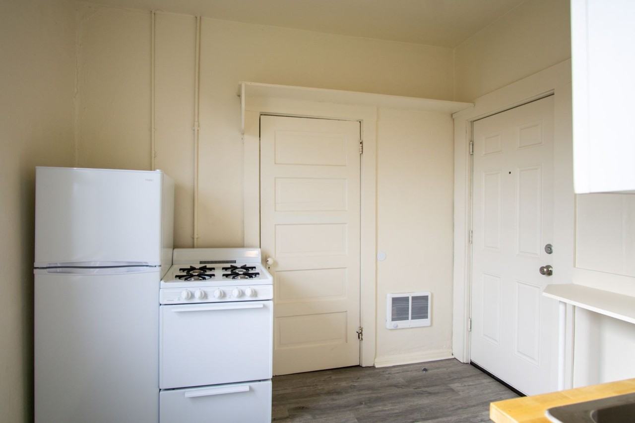 2044 N Kilpatrick St #312 - Photo 4 of 9