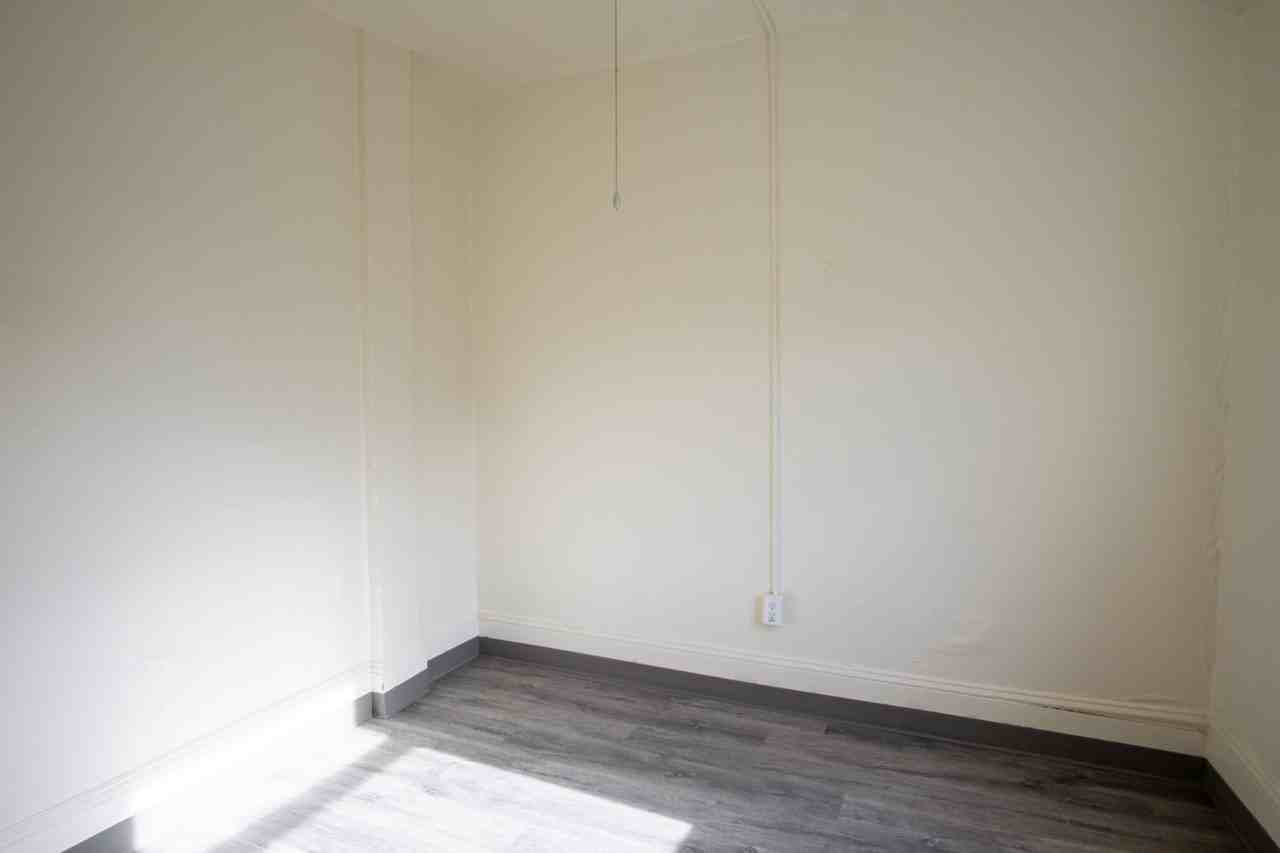 2044 N Kilpatrick St #312 - Photo 5 of 9