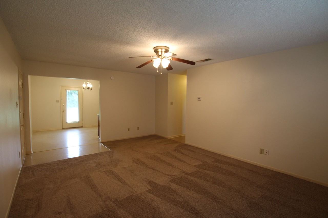 12414 Cimmarron Dr - Photo 5 of 21