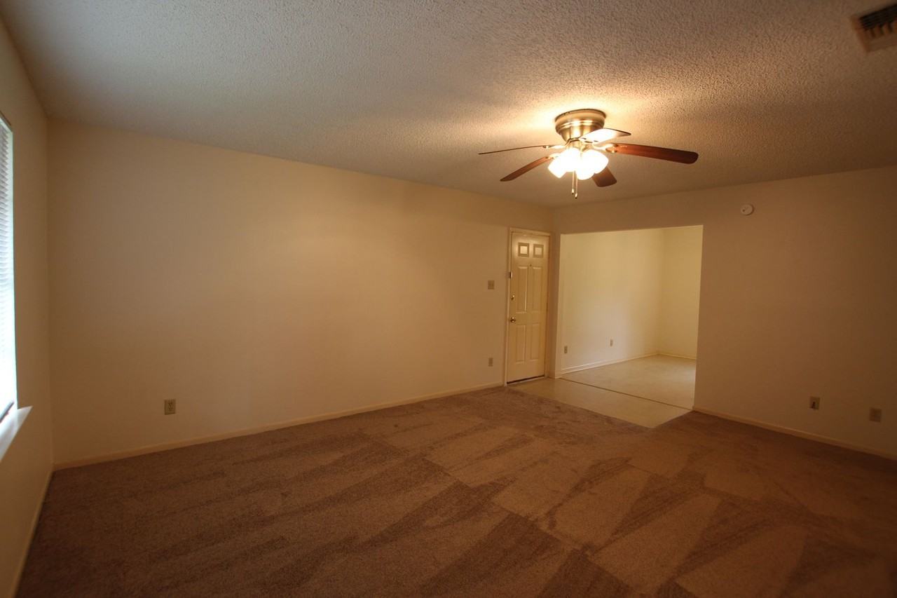 12414 Cimmarron Dr - Photo 6 of 21