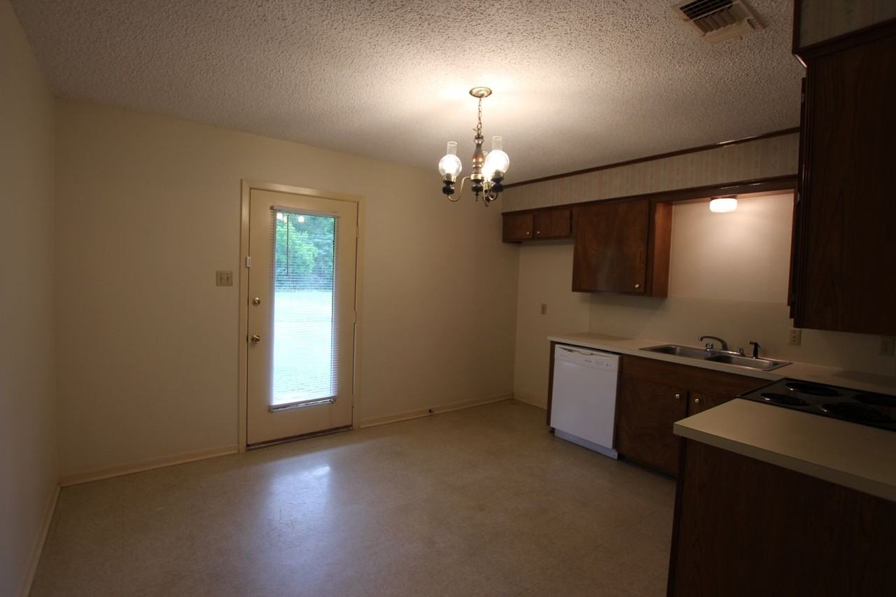 12414 Cimmarron Dr - Photo 7 of 21