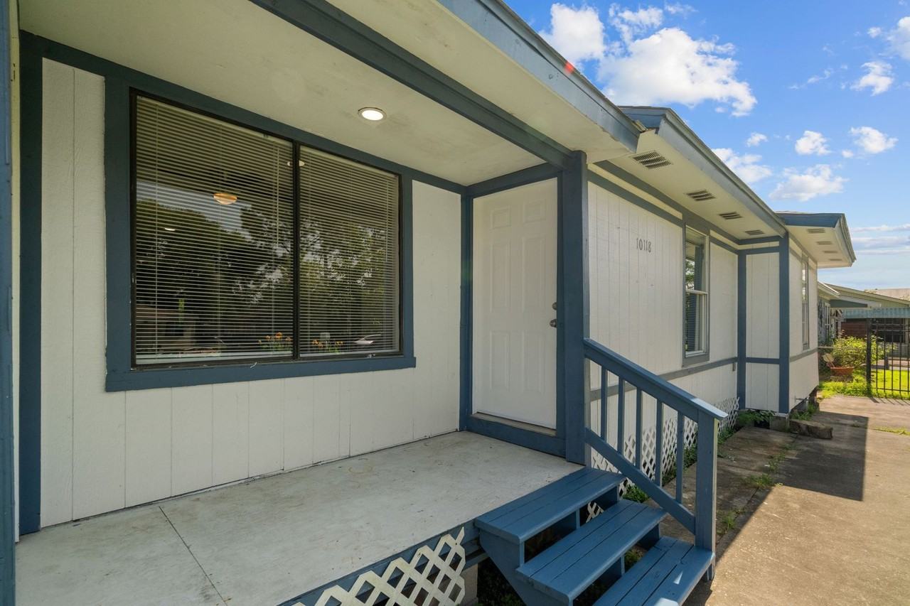 10118 Norvic St - Photo 2 of 26