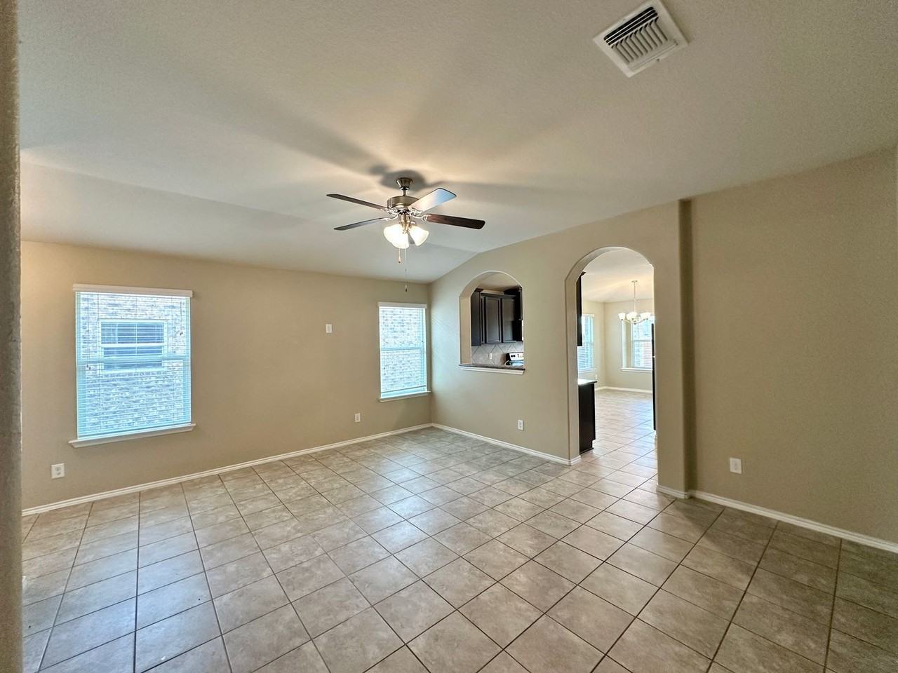 3312 Lorne Dr - Photo 5 of 34