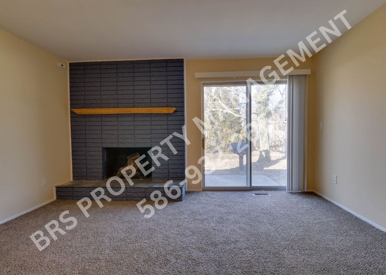 14923 Westpoint Dr - Photo 4 of 14