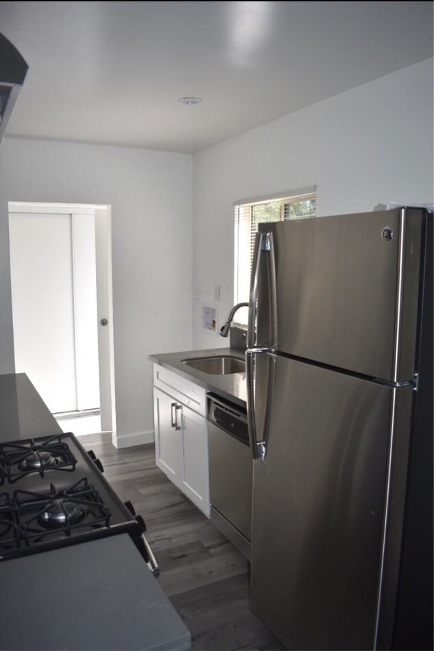 1101 Waterloo Street - Photo 2 of 15