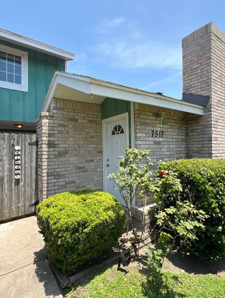 7517 Antilles Ave - Photo 2 of 20