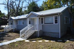 featured image of 515 1/2 E Carolina St