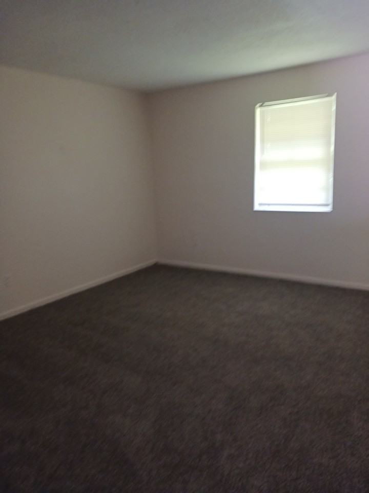 611 Reid Street - Photo 2 of 7
