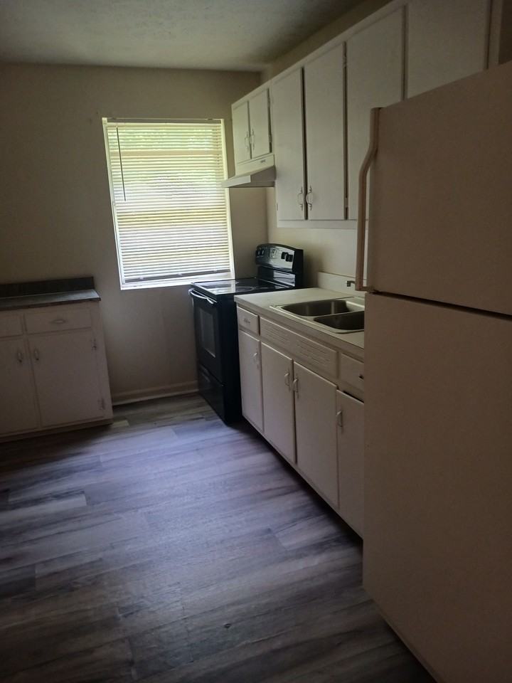 611 Reid Street - Photo 4 of 7