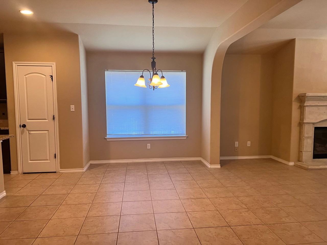 2504 Inspiration Dr - Photo 3 of 17