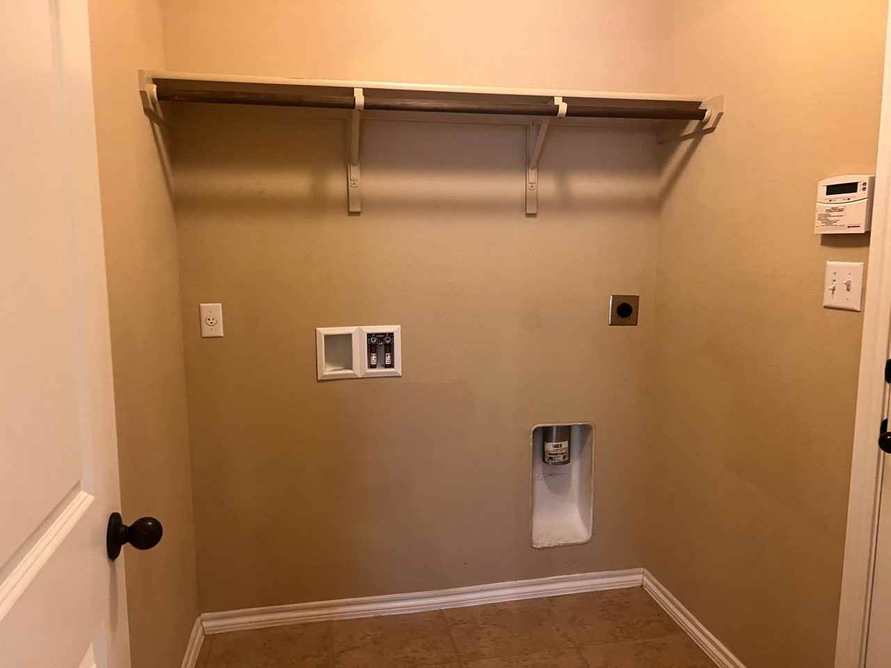 2504 Inspiration Dr - Photo 6 of 17
