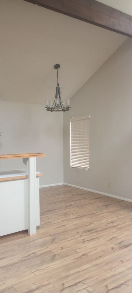 525 Oak St - Photo 6 of 21