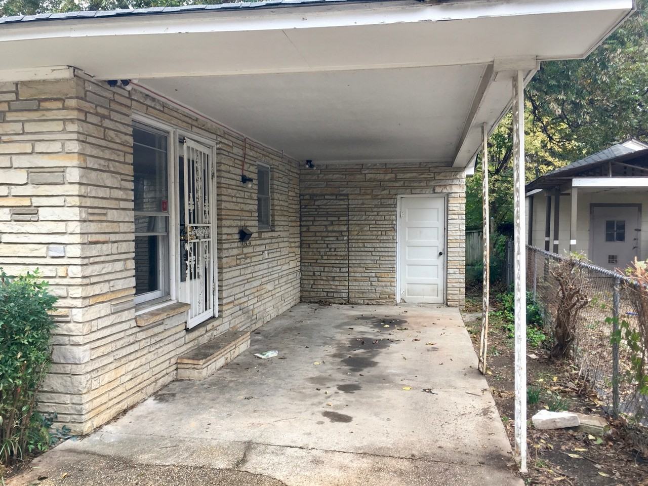 306 Olive St - Photo 2 of 11