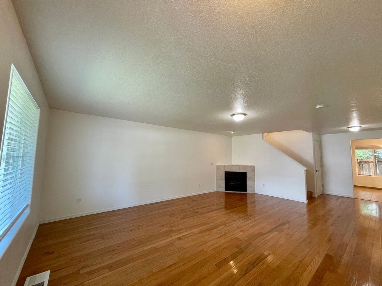 15820 Se Pine St - Photo 4 of 36