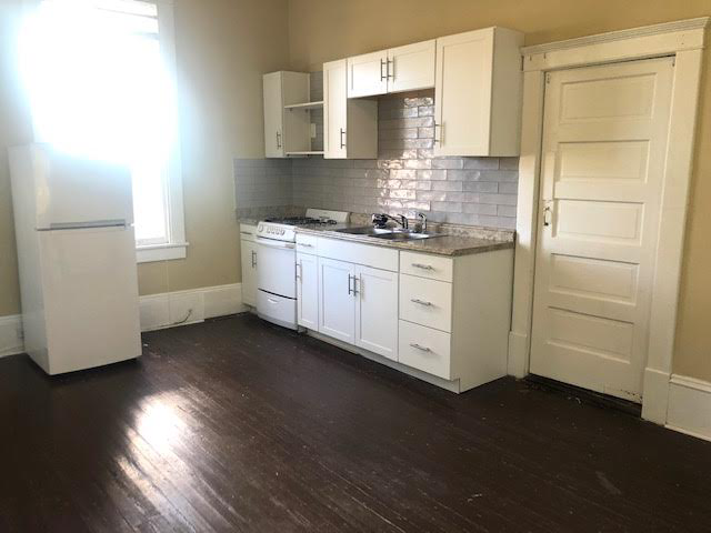 122 W 36th St. - Photo 3 of 13