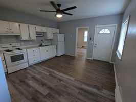 featured image of 242 High St