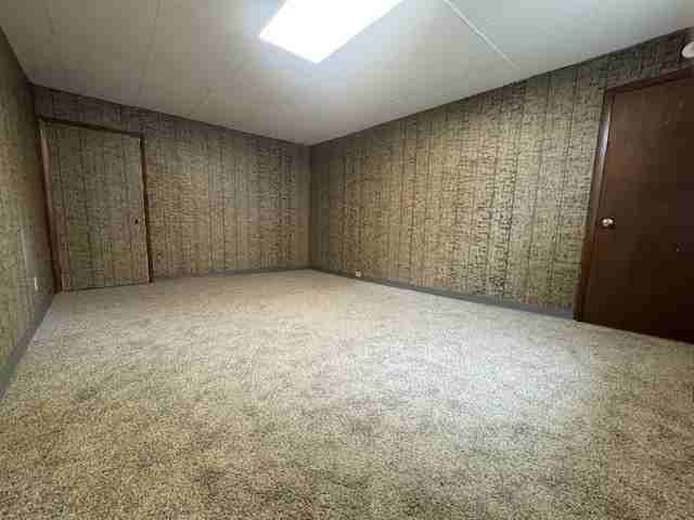 592 Main Street - Photo 3 of 6