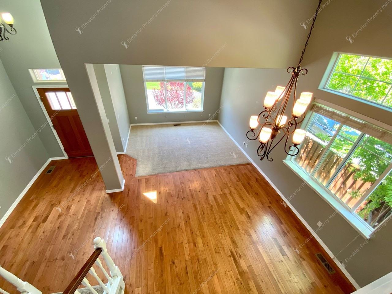 60974 Snowbrush Dr - Photo 5 of 46