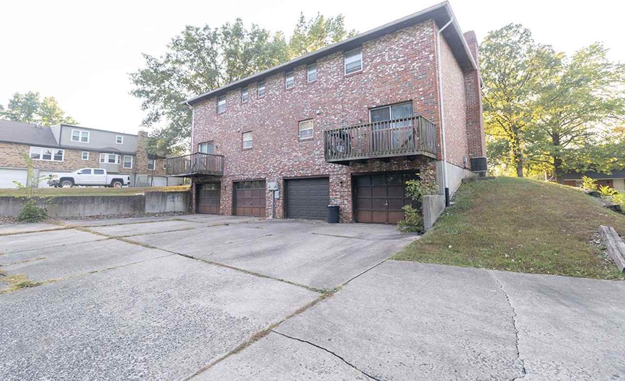 3314 Belle Meade Dr - Photo 3 of 34