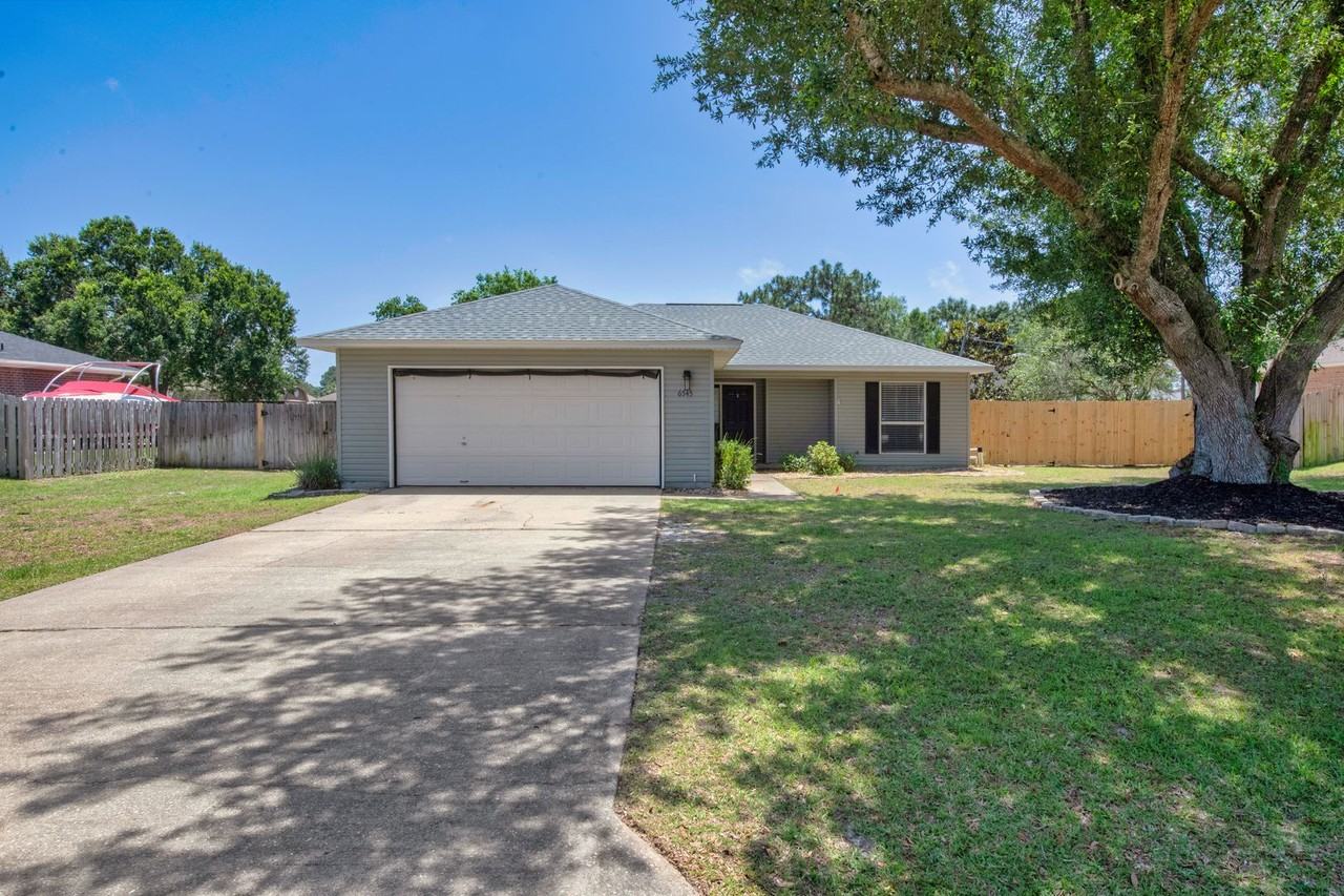 6545 Fern St - Photo 2 of 33