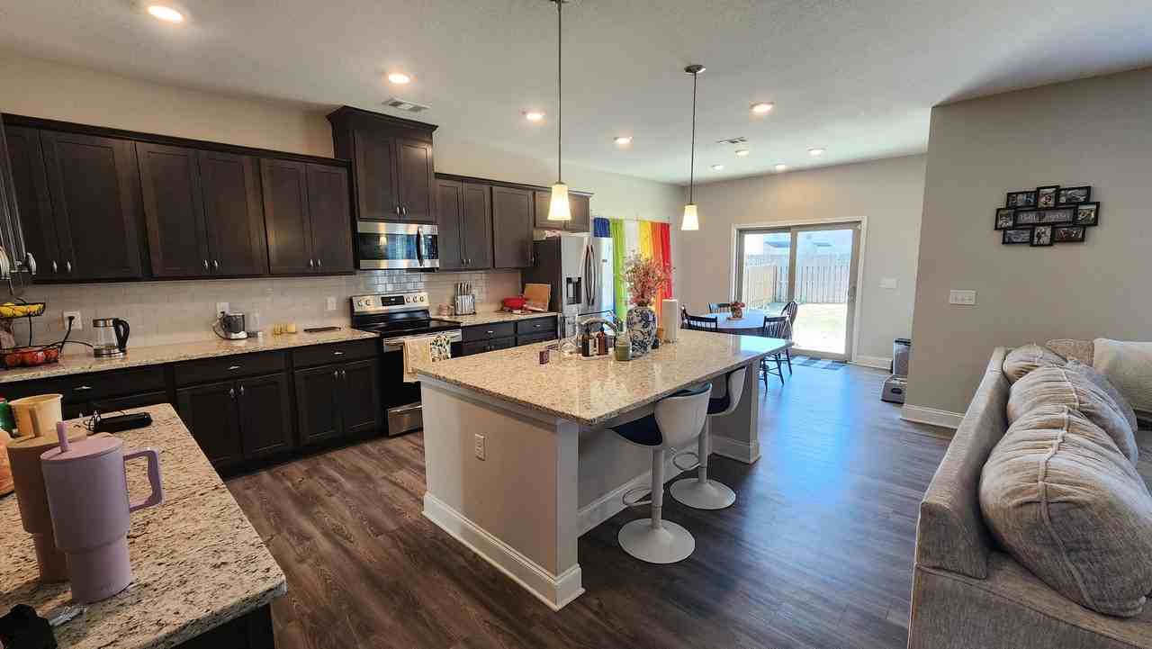 67 Red Oak Pl - Photo 3 of 43