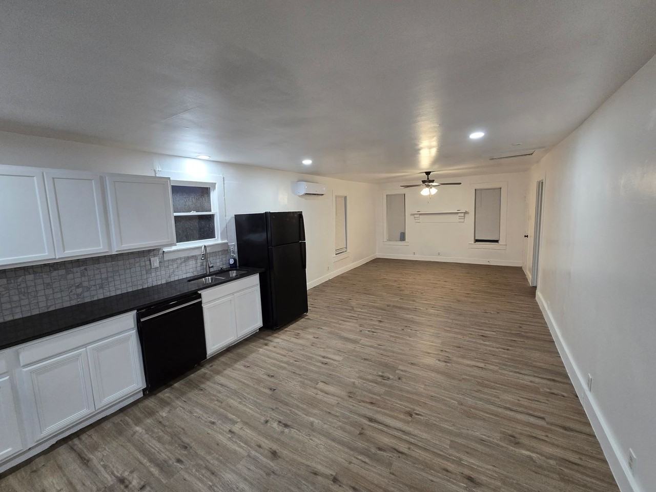 21635 Fm 1253 - Photo 3 of 10