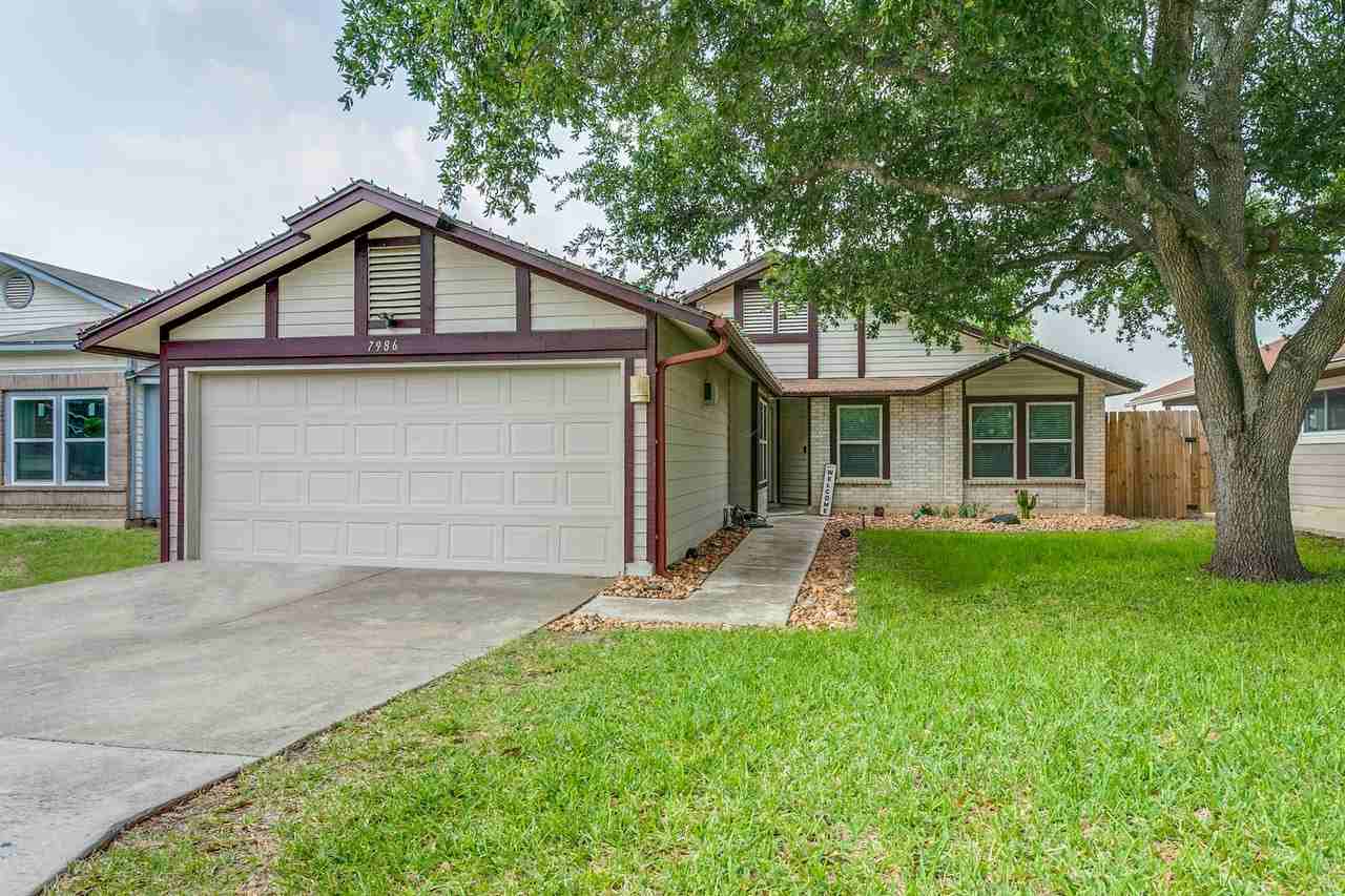 7986 Wayside Trl - Photo 2 of 26
