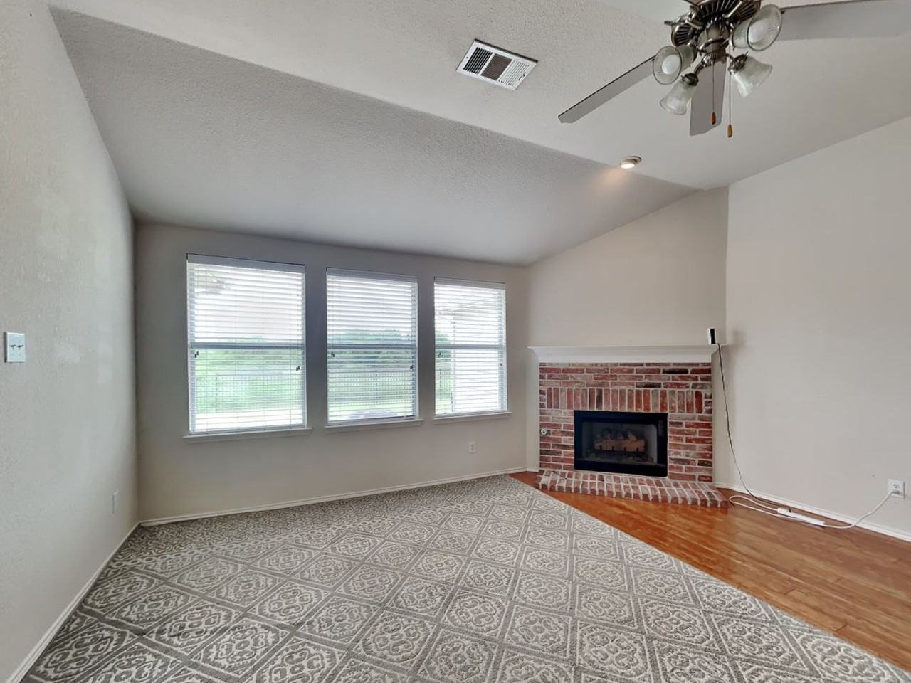 9045 Trail Blazer Dr - Photo 2 of 26