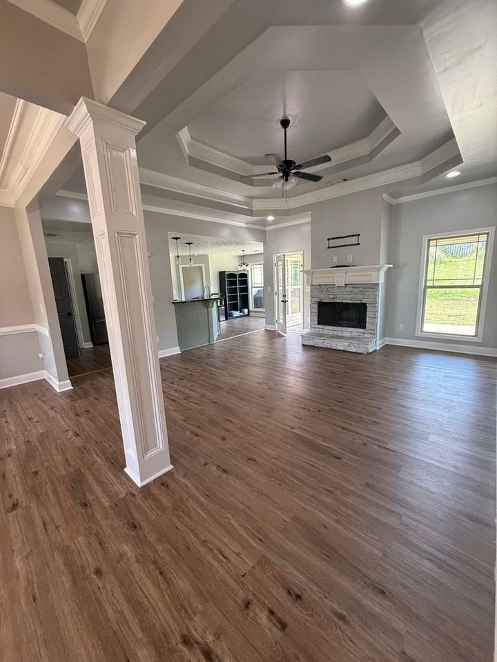 128 Lee Road 2180 - Photo 3 of 24