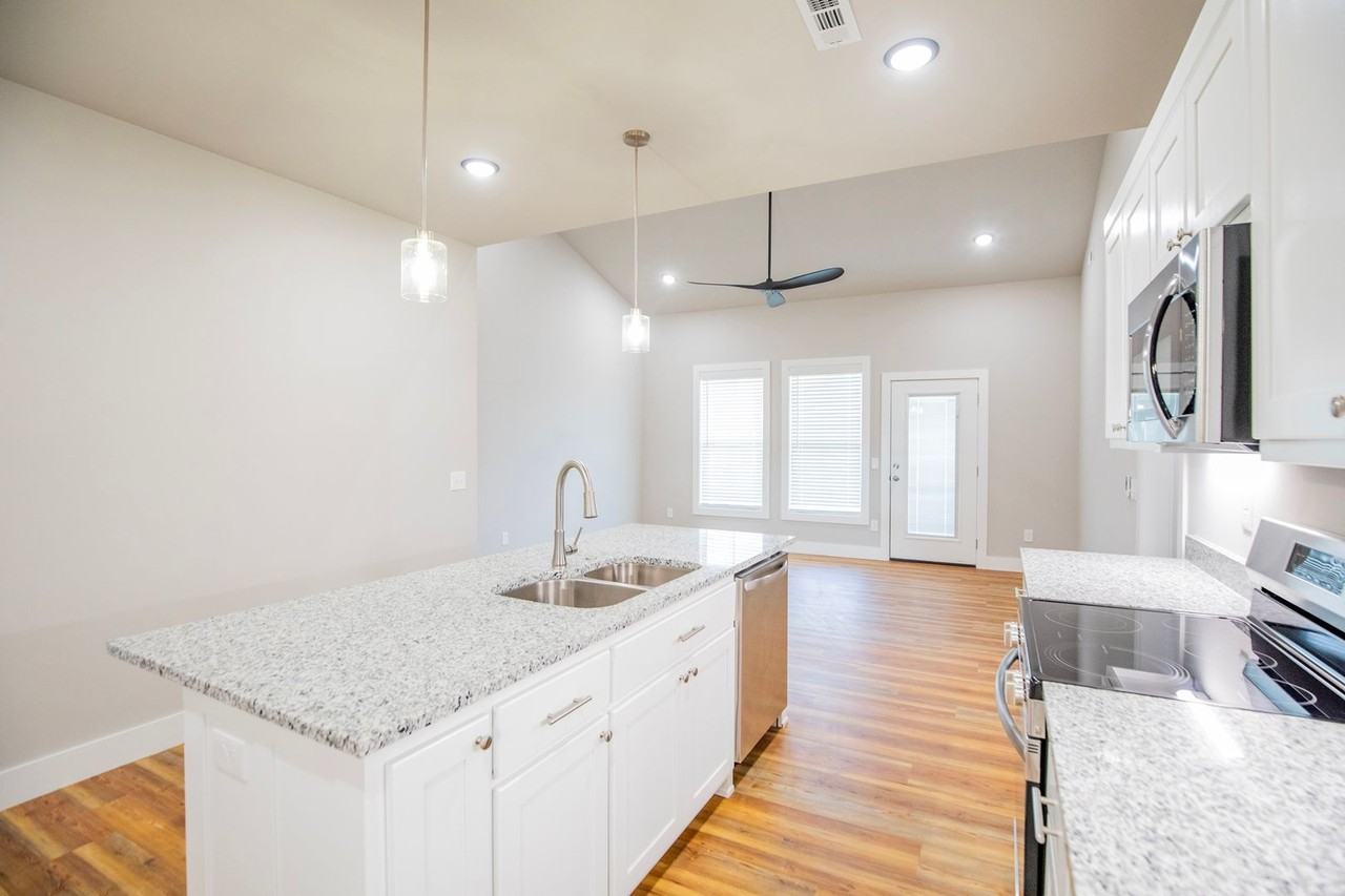 947 Seaborn Way - Photo 6 of 22